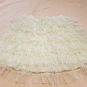 Off White/Ivory Ruffled Girls Skirt Size 7/8.